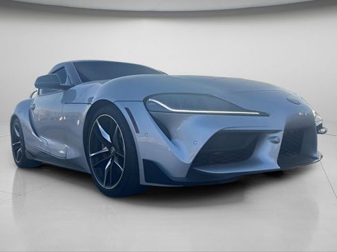 Used 2022 Toyota Supra image 2
