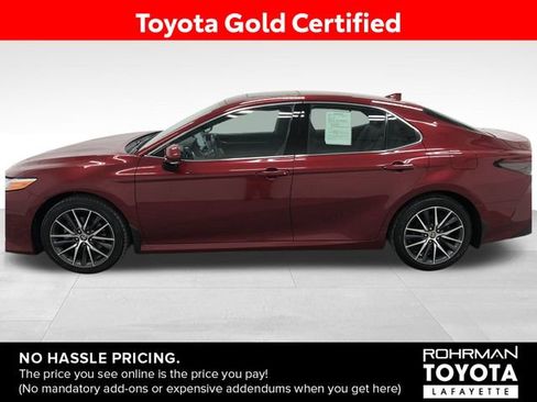 Certified 2022 Toyota Camry XLE image 4