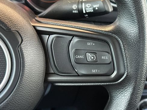 Used 2021 Jeep Gladiator Sport w/ Trailer Tow Package AWD/4WD image 29