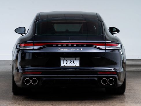 Used 2022 Porsche Panamera Turbo S Executive AWD/4WD image 6