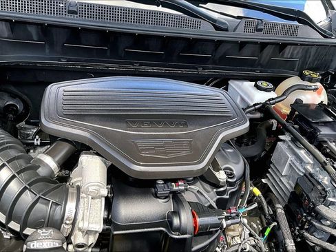 Used 2021 Cadillac XT6 Premium Luxury AWD/4WD image 31