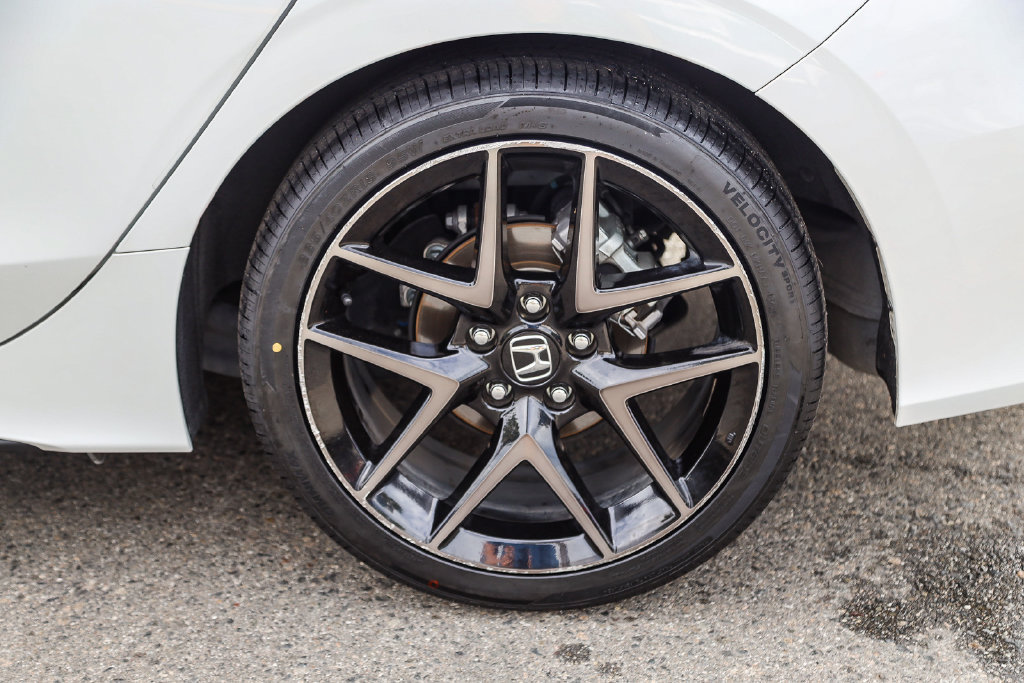 Used 2024 Honda Civic Sport Touring image 8