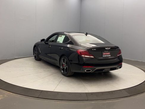 Used 2021 Genesis G70 3.3T AWD/4WD image 3
