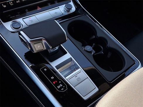 New 2026 Audi Q8 Premium Plus image 15