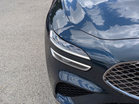 Used 2025 Genesis G70 2.5T RWD image 10