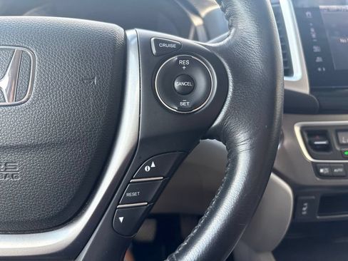 Used 2017 Honda Ridgeline RTL-T image 16