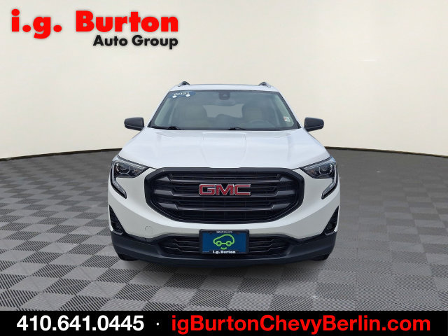Certified 2021 GMC Terrain SLT w/ LPO, Dark Accent Package AWD/4WD image 2