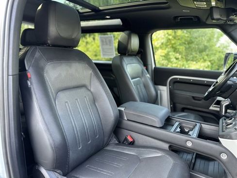 Certified 2021 Land Rover Defender 90 X-Dynamic S image 18