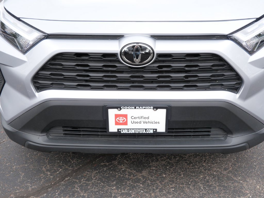 Certified 2025 Toyota RAV4 LE AWD/4WD image 9