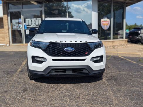 Used 2022 Ford Explorer ST w/ Equipment Group 401A AWD/4WD image 2