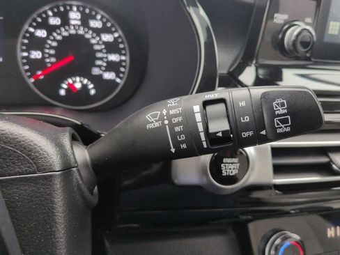 Used 2021 Kia Seltos EX image 27