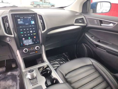 Used 2022 Ford Edge SEL image 29