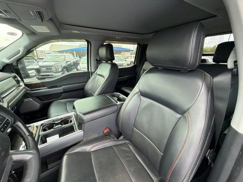 Used 2024 Ford F250 Lariat w/ Lariat Ultimate Package AWD/4WD image 9