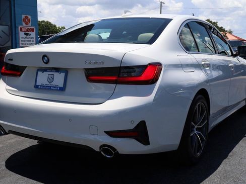 Used 2021 BMW 330i xDrive Sedan w/ Driving Assistance Package AWD/4WD image 5