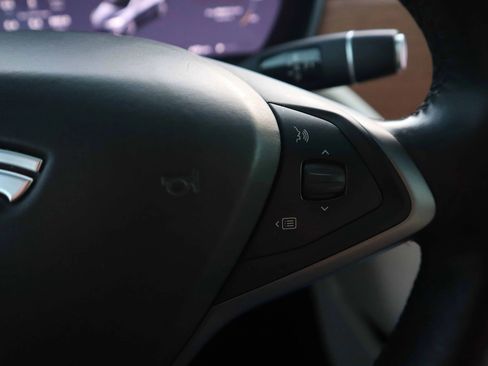 Used 2021 Tesla Model X Performance image 19