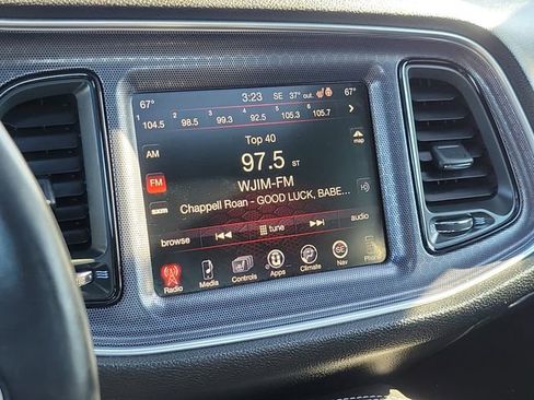 Used 2016 Dodge Challenger R/T Scat Pack w/ Leather Interior Group image 17