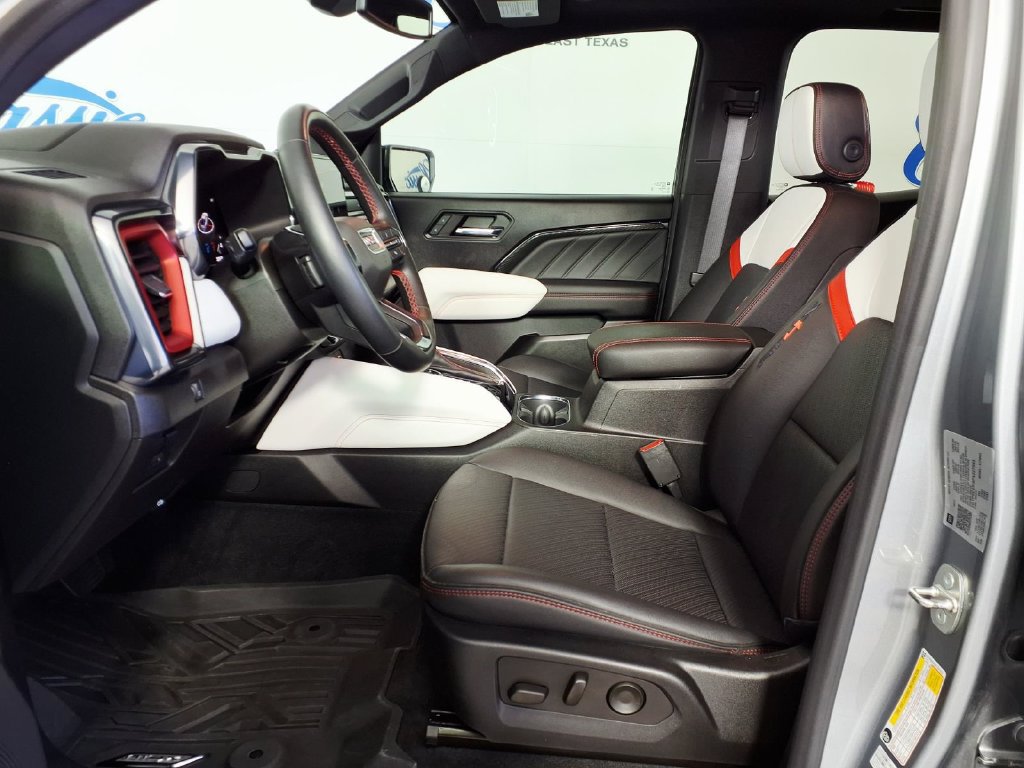 Used 2023 GMC Canyon AT4X AWD/4WD image 6