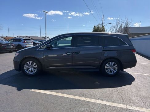 Used 2016 Honda Odyssey EX-L image 2