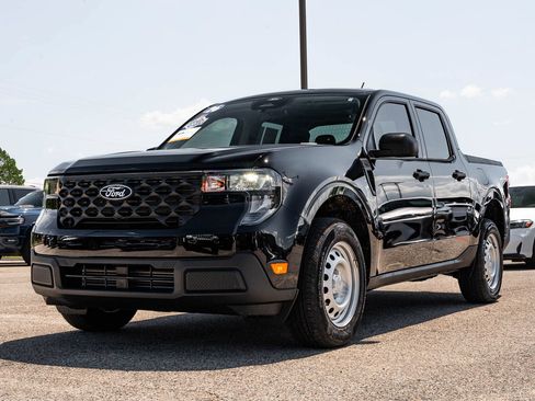 Certified 2026 Ford Maverick XL AWD/4WD image 3