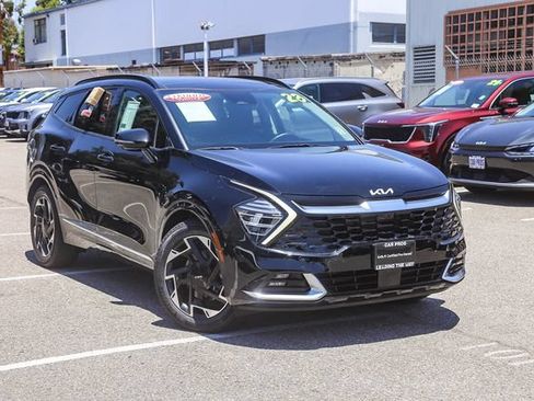 Certified 2023 Kia Sportage SX FWD image 2