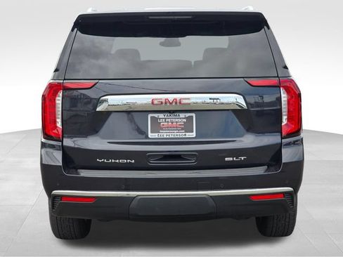 Used 2024 GMC Yukon SLT w/ SLT Luxury Package AWD/4WD image 4