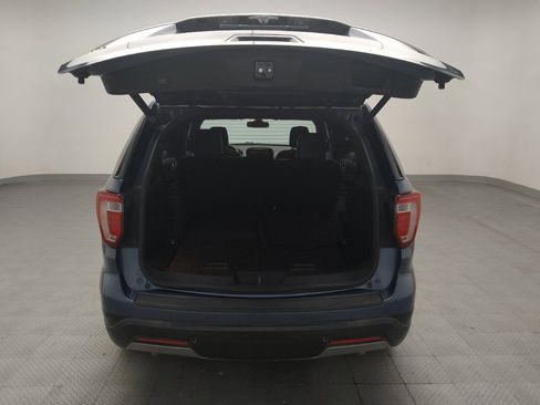 Used 2019 Ford Explorer XLT w/ Equipment Group 202A FWD image 29