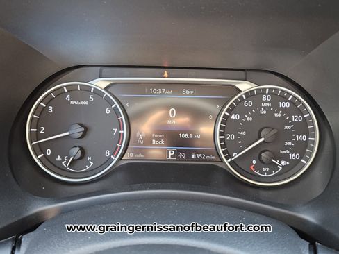 New 2025 Nissan Sentra SR image 14