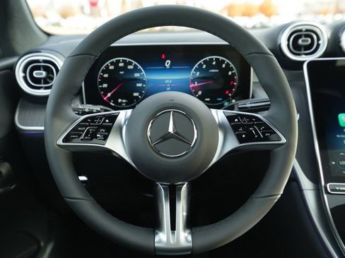 Used 2026 Mercedes-Benz GLC 300 4MATIC image 25