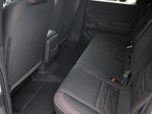 New 2026 Nissan Frontier Pro-X w/ Pro-X Convenience Package RWD image 10