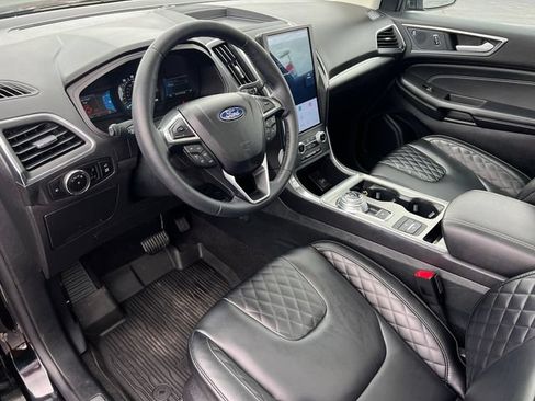 Certified 2024 Ford Edge Titanium AWD/4WD image 28