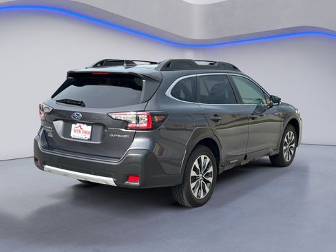 Used 2023 Subaru Outback Limited AWD/4WD image 6