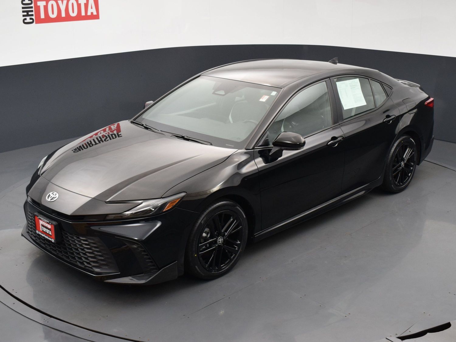 Used 2025 Toyota Camry SE FWD image 24
