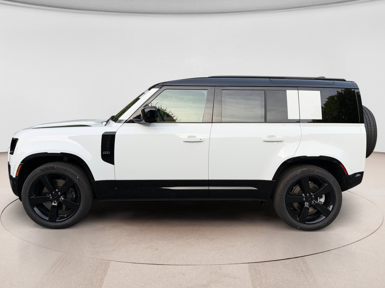 New 2026 Land Rover Defender 110 X-Dynamic SE AWD/4WD image 2