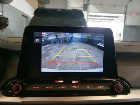 Used 2023 Kia Forte LXS image 24