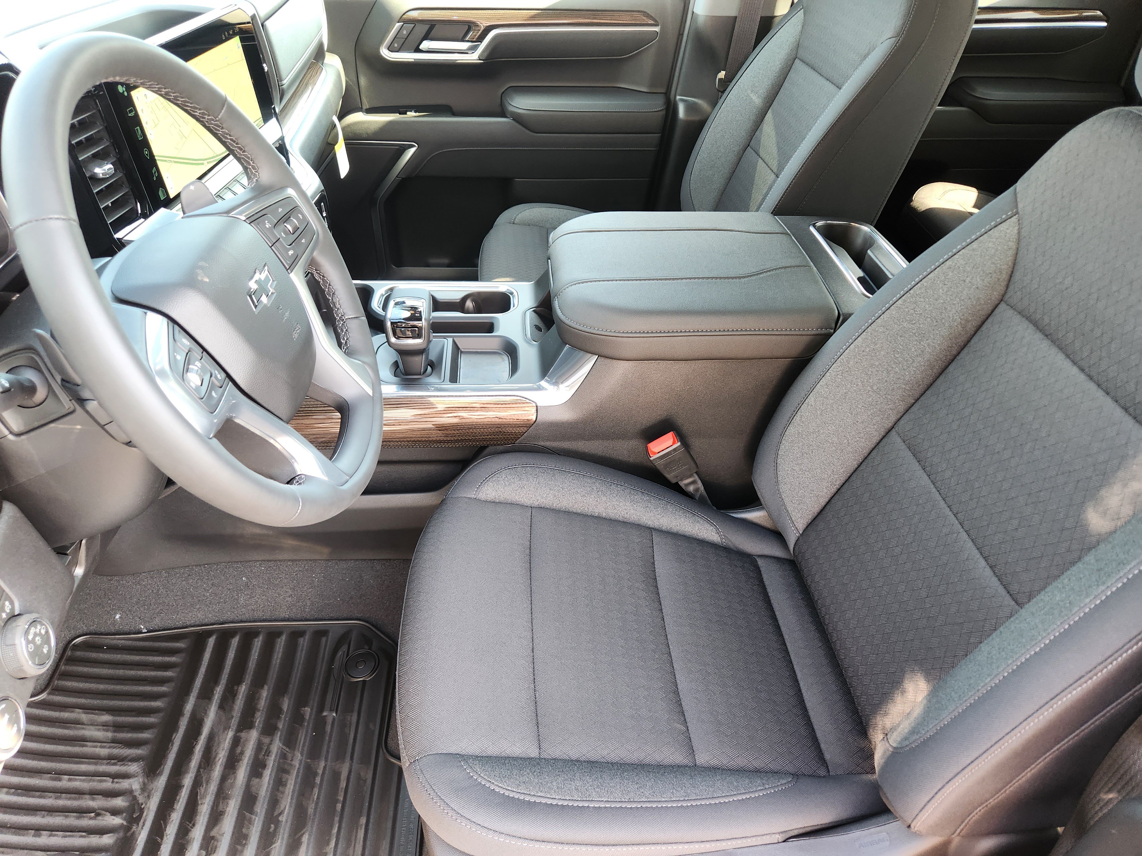 New 2026 Chevrolet Silverado 1500 RST w/ Z71 Off-Road Package AWD/4WD image 9