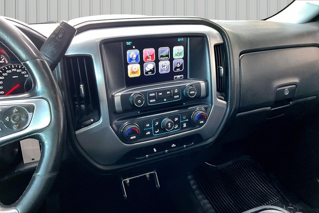 Used 2017 GMC Sierra 2500 SLE w/ HD SLE Preferred Plus Package AWD/4WD image 9