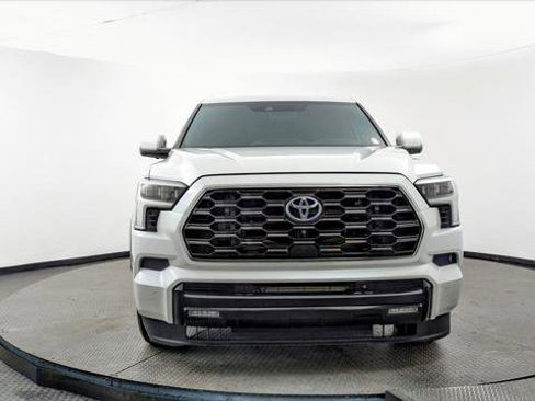 Used 2023 Toyota Sequoia Platinum image 12