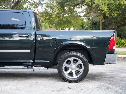 Used 2015 RAM 1500 Laramie w/ Convenience Group image 7