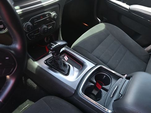 Used 2020 Dodge Charger SXT w/ Blacktop Package image 16