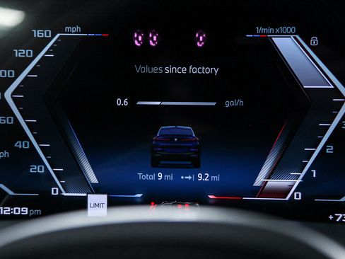New 2027 BMW X6 M60i AWD/4WD image 24