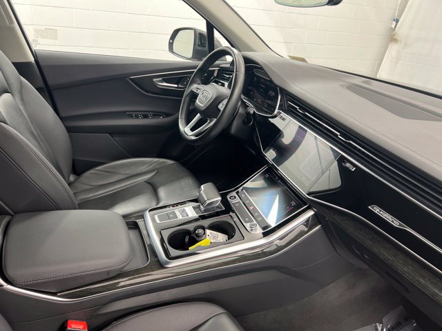 Used 2023 Audi Q7 2.0T Premium w/ Convenience Package AWD/4WD image 24