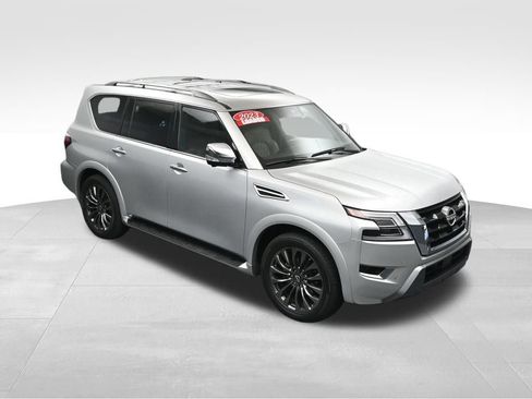 Used 2023 Nissan Armada Platinum w/ Captain's Chairs Package RWD image 40