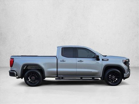 Used 2025 GMC Sierra 1500 Elevation AWD/4WD image 4