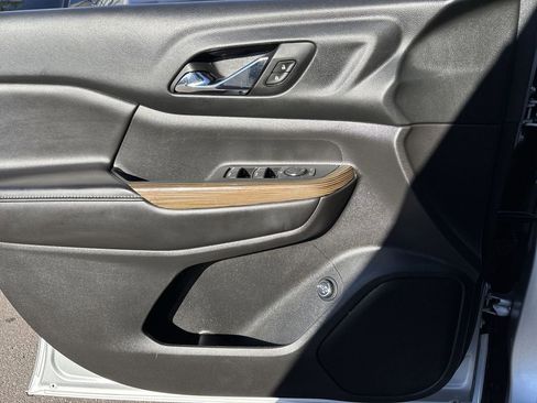 Used 2018 GMC Acadia SLE w/ Driver Alert Package I image 22