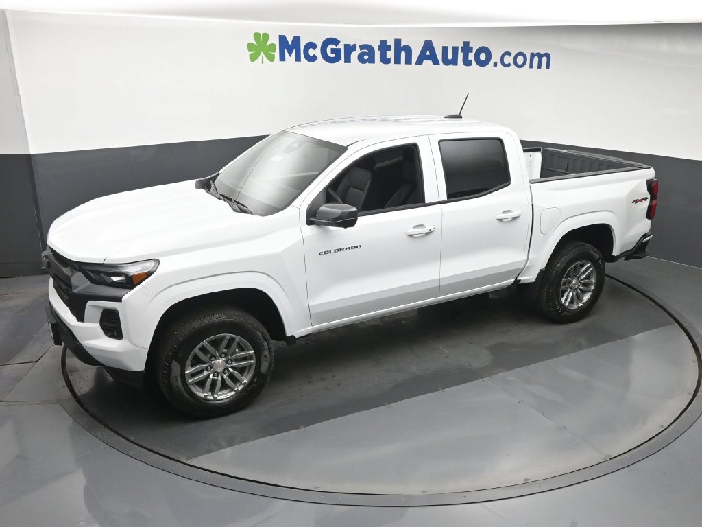 New 2026 Chevrolet Colorado LT w/ LT Convenience Package AWD/4WD image 22