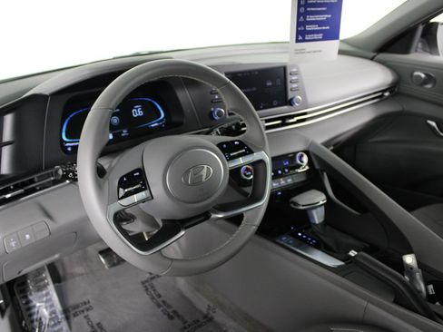 Certified 2026 Hyundai Elantra Sport FWD image 18