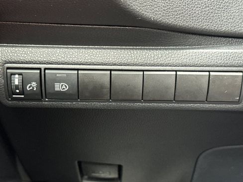 Certified 2022 Toyota Corolla LE image 29