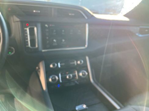 Used 2023 GMC Yukon Denali w/ Denali Reserve Package image 21