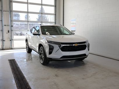 New 2026 Chevrolet Trax LT w/ LT Convenience Package