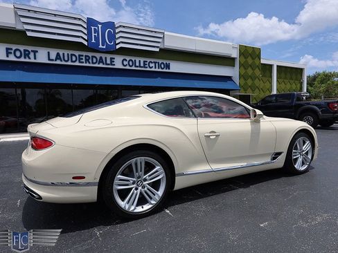 Used 2023 Bentley Continental GT Mulliner AWD/4WD image 6